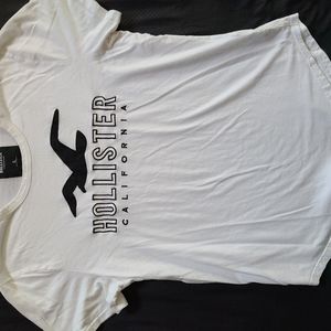 Hollister t shirt